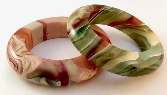 LG23 pink or green agate resin bangle